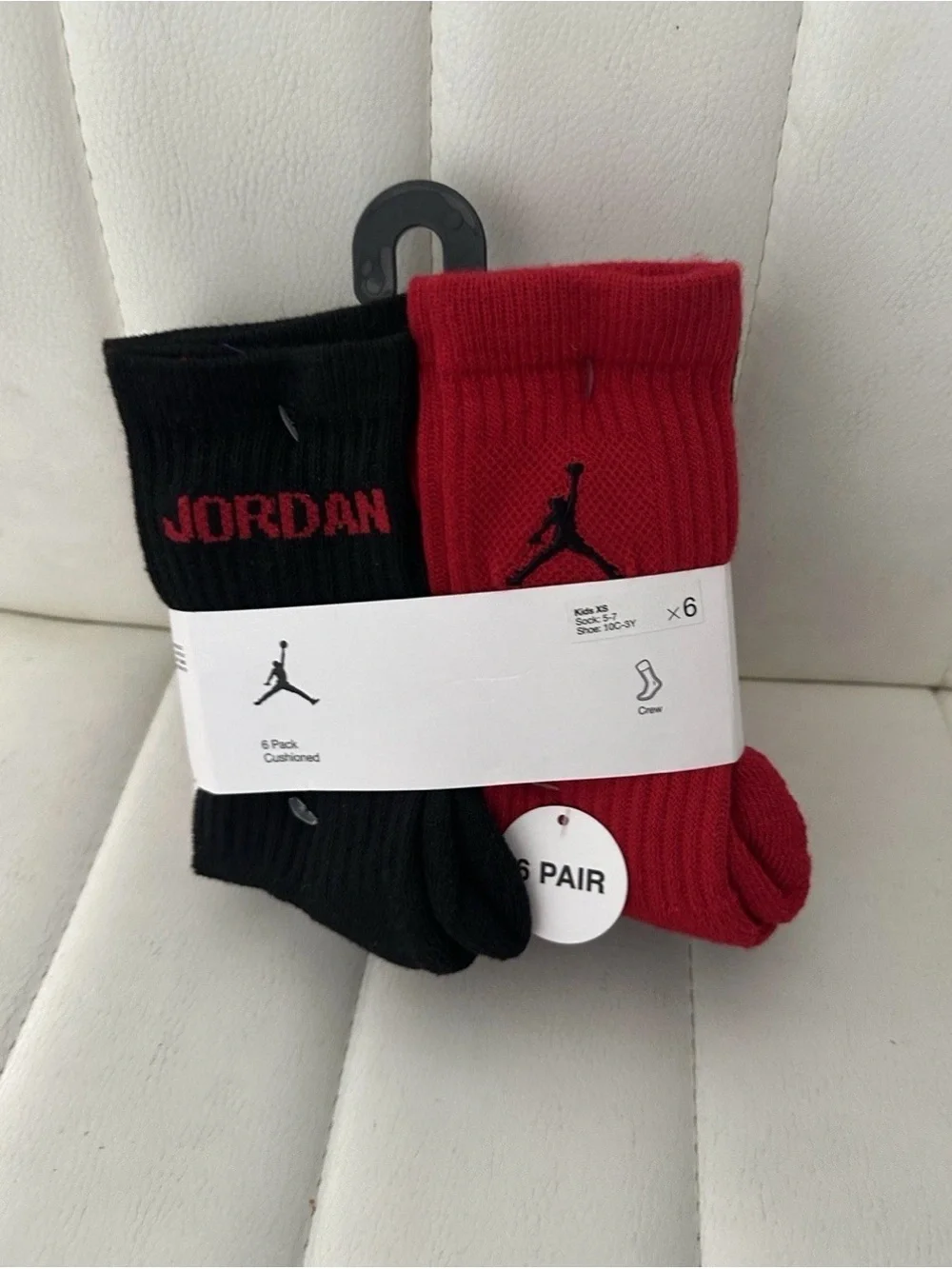 Nike Jordan Kids 6-Pack Cushioned Crew Socks Black White Gray Red – Size XS